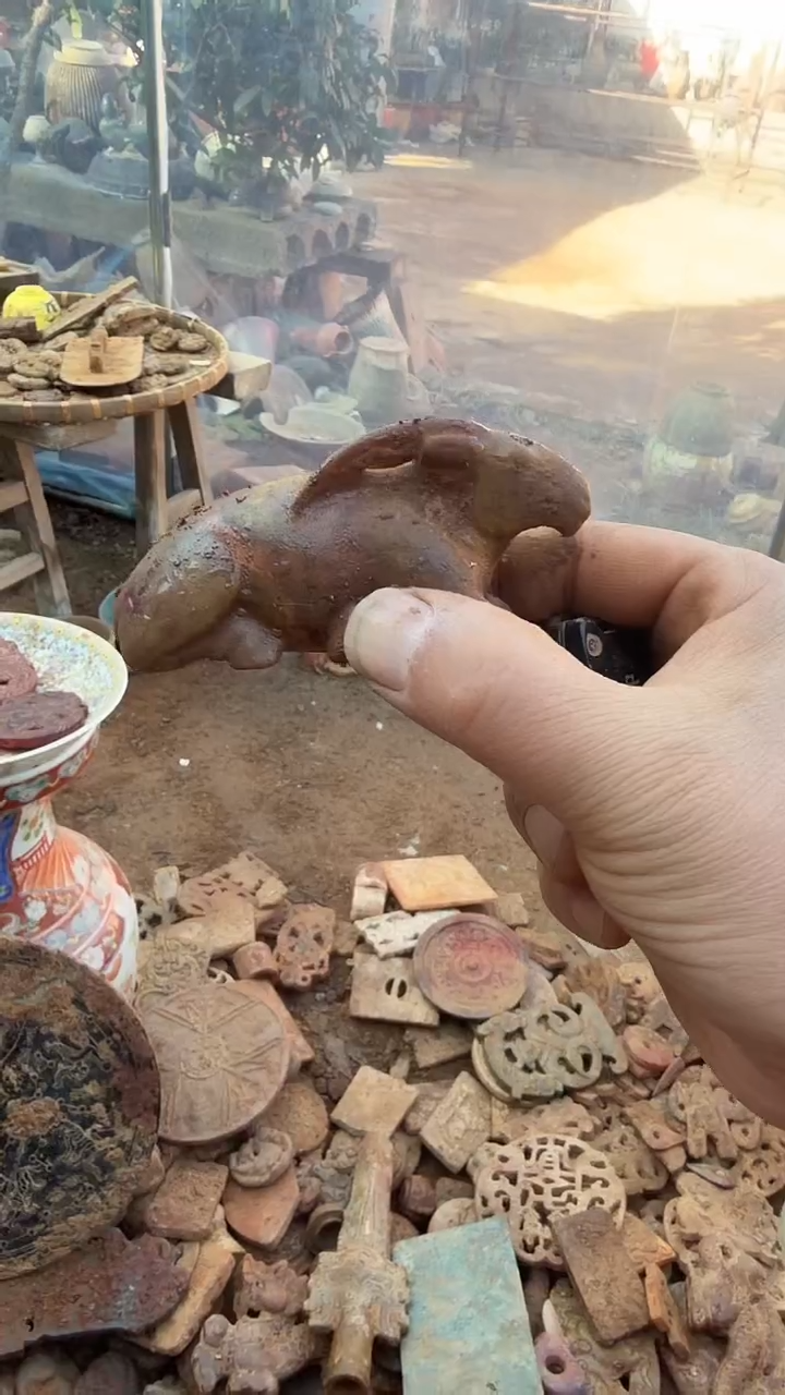 未镶嵌岫岩河磨玉（透闪石质玉）挂件岫岩河磨玉