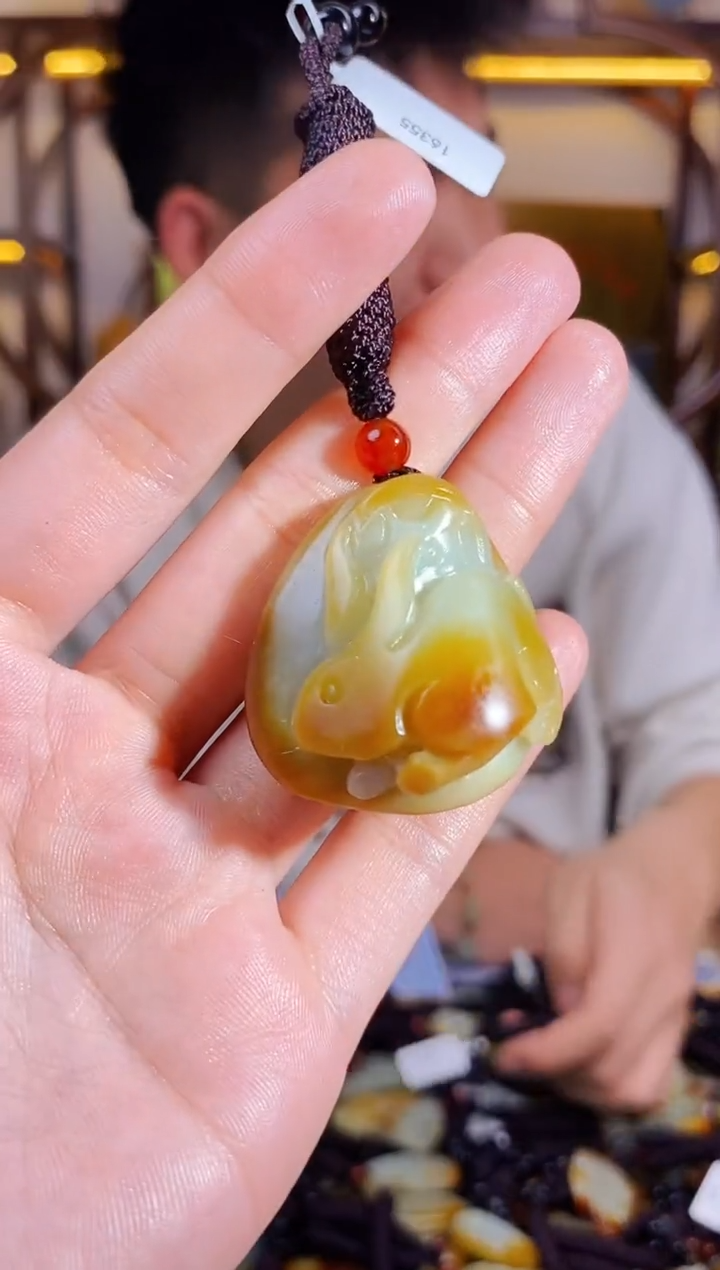 【闪购商品】和田玉颈饰未镶嵌1