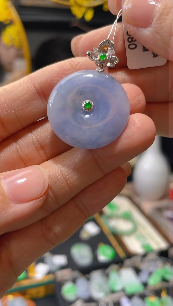 【闪购商品】翡翠颈饰18K金镶嵌假一赔三