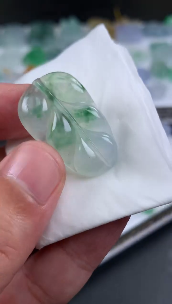 【闪购商品】定制翡翠未镶嵌翡翠