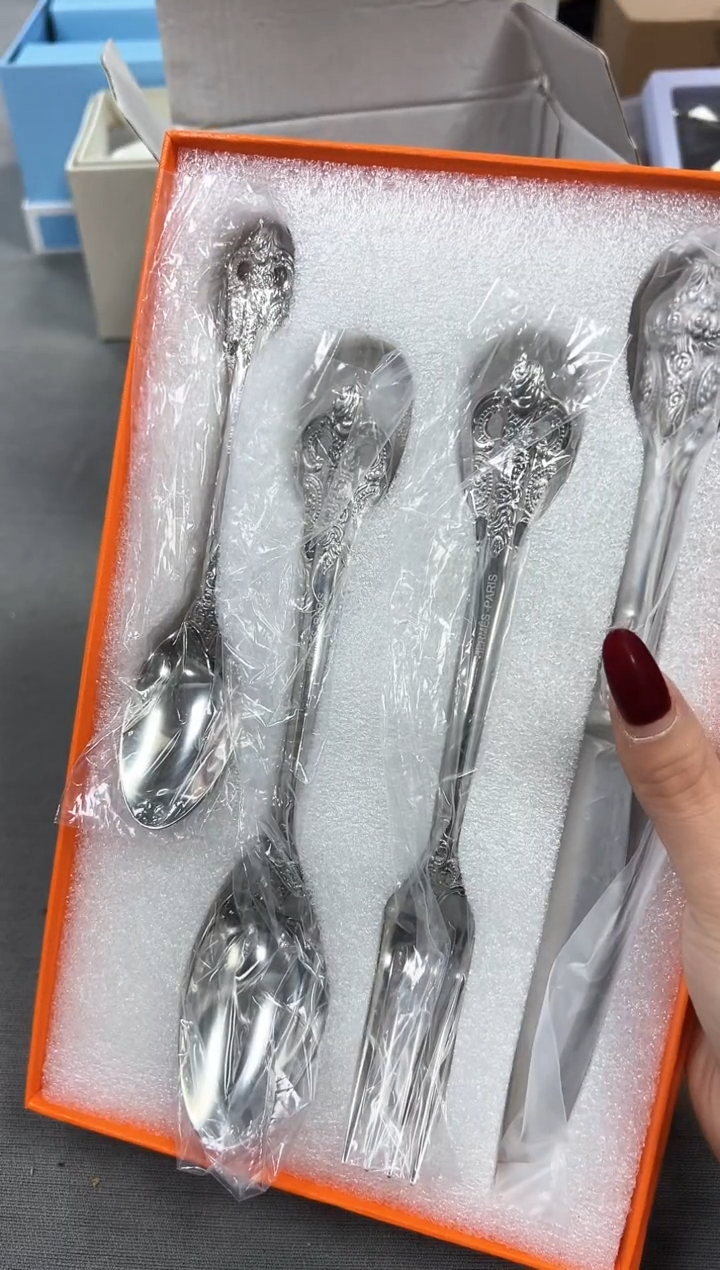 【闪购商品】瓷片新号开播全部福利