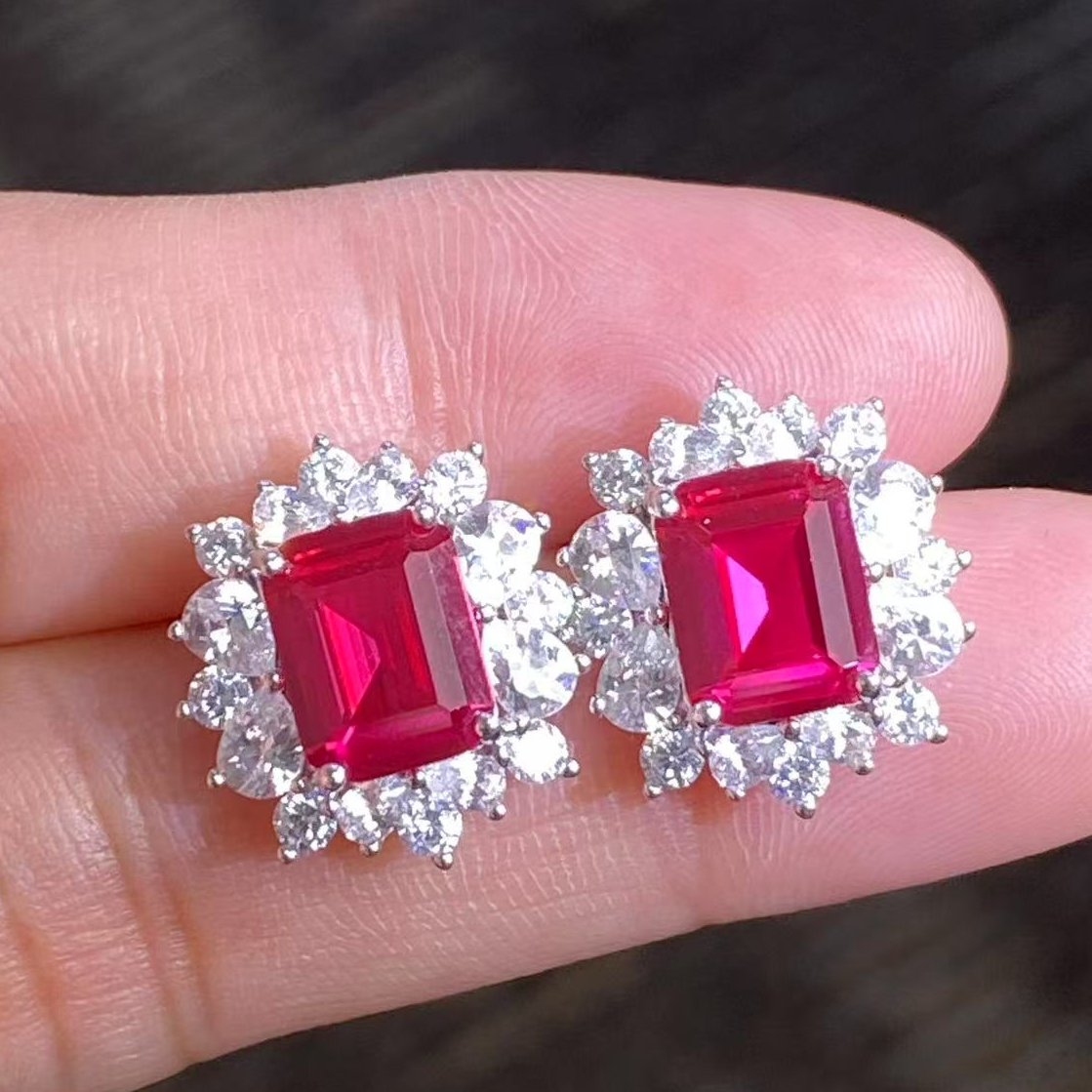 合成（培育）红宝石培育明亮红宝石耳钉