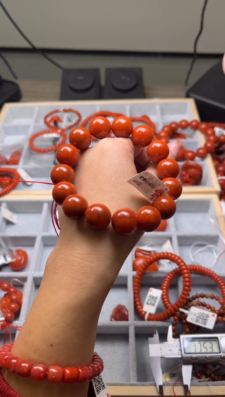 【闪购商品】南红玛瑙珠宝奇石未镶嵌15