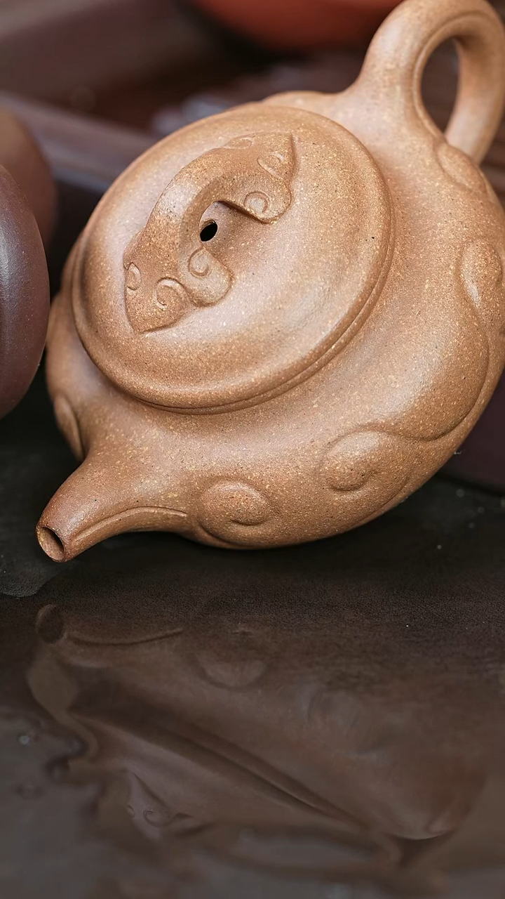 紫砂段泥仿古如意