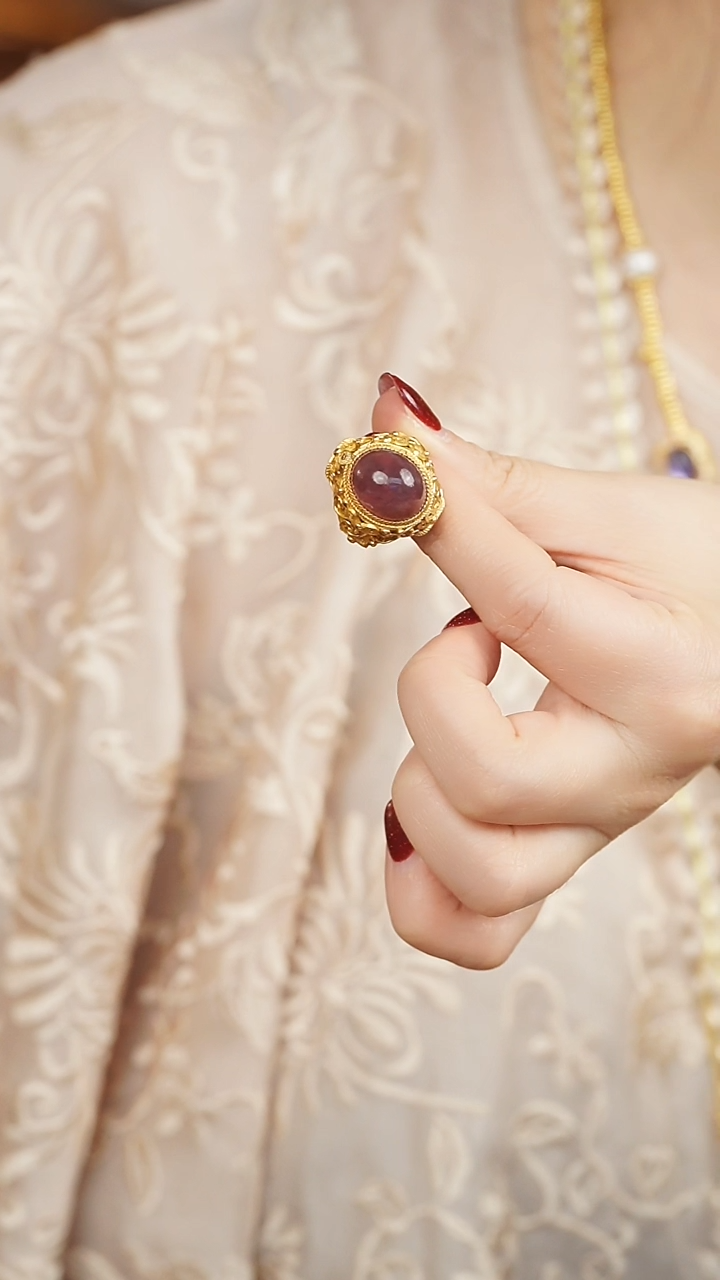 【闪购商品】水晶戒指银S925镶嵌花丝马粉水晶戒指