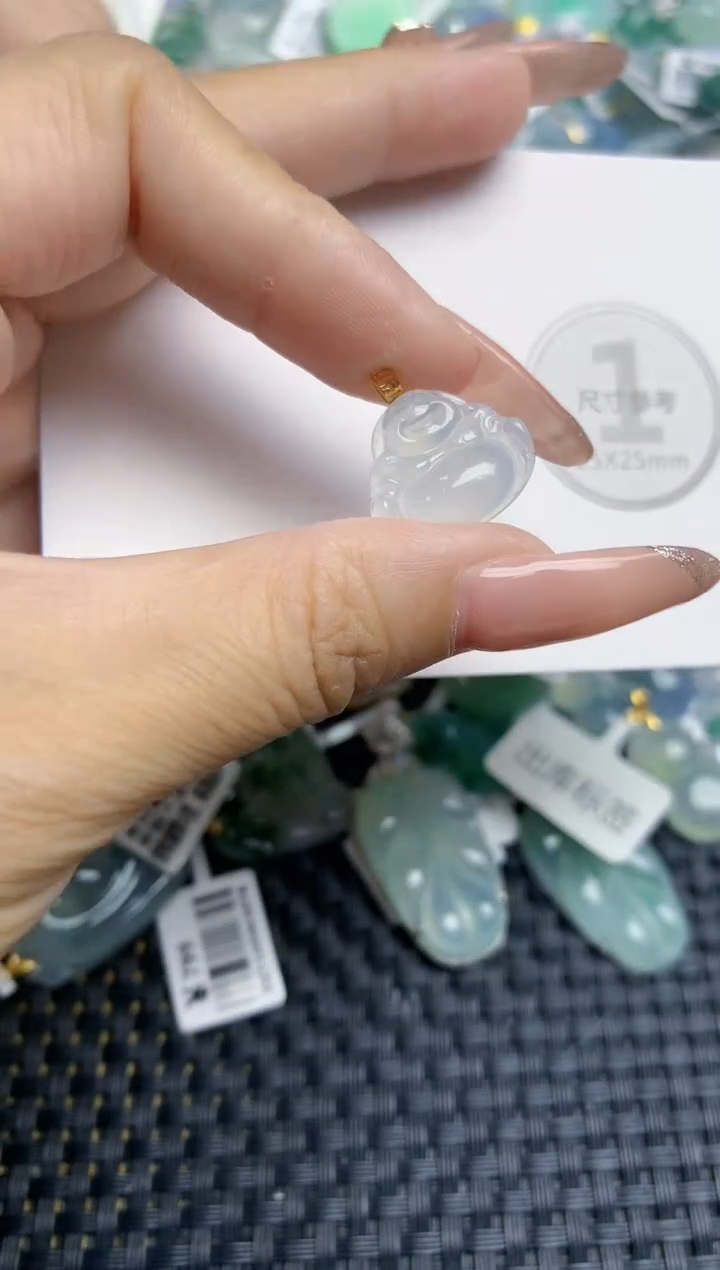 颈饰18K金镶嵌翡翠天然缅甸A货翡翠百元以上9元证书费自理