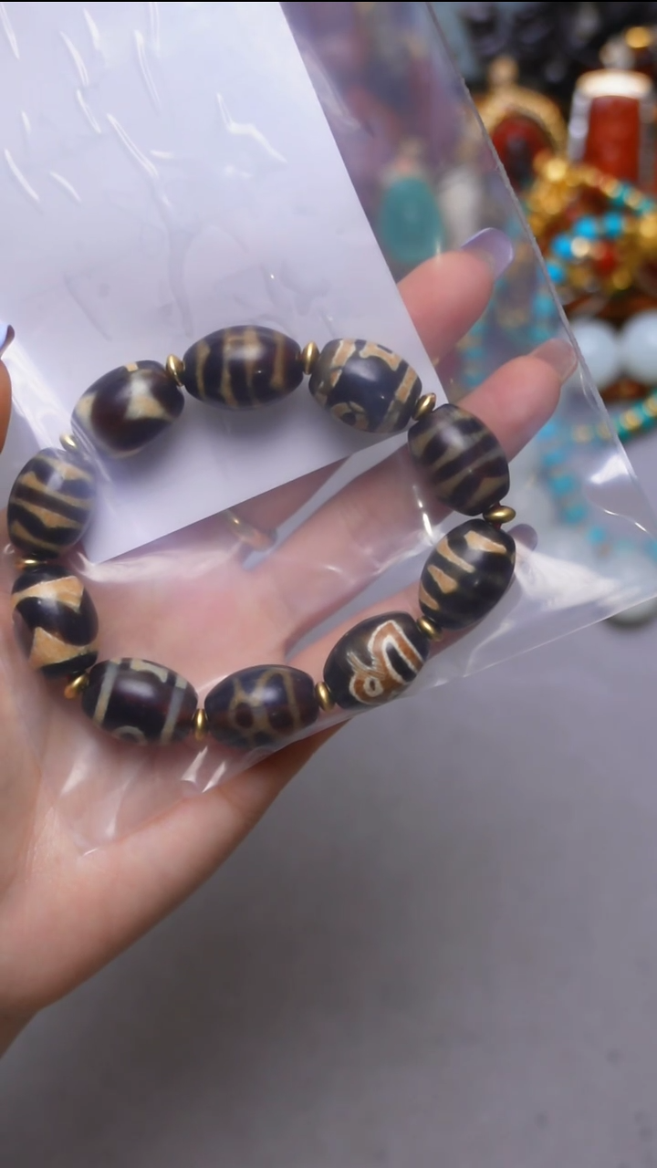 【闪购商品】玛瑙/玉髓手串未镶嵌250123001-0001