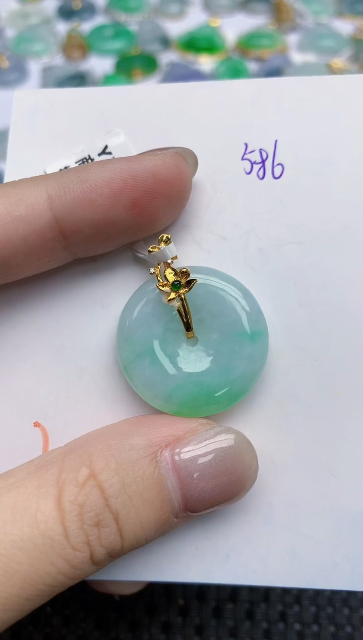 【闪购商品】翡翠颈饰18K金镶嵌天然翡翠A货