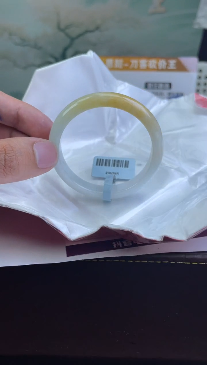 翡翠手镯未镶嵌4翡翠手镯