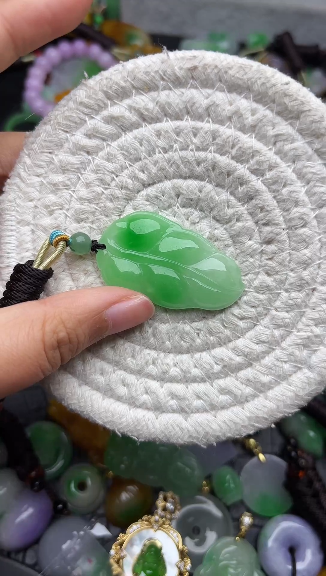 颈饰未镶嵌翡翠缅甸翡翠吊坠