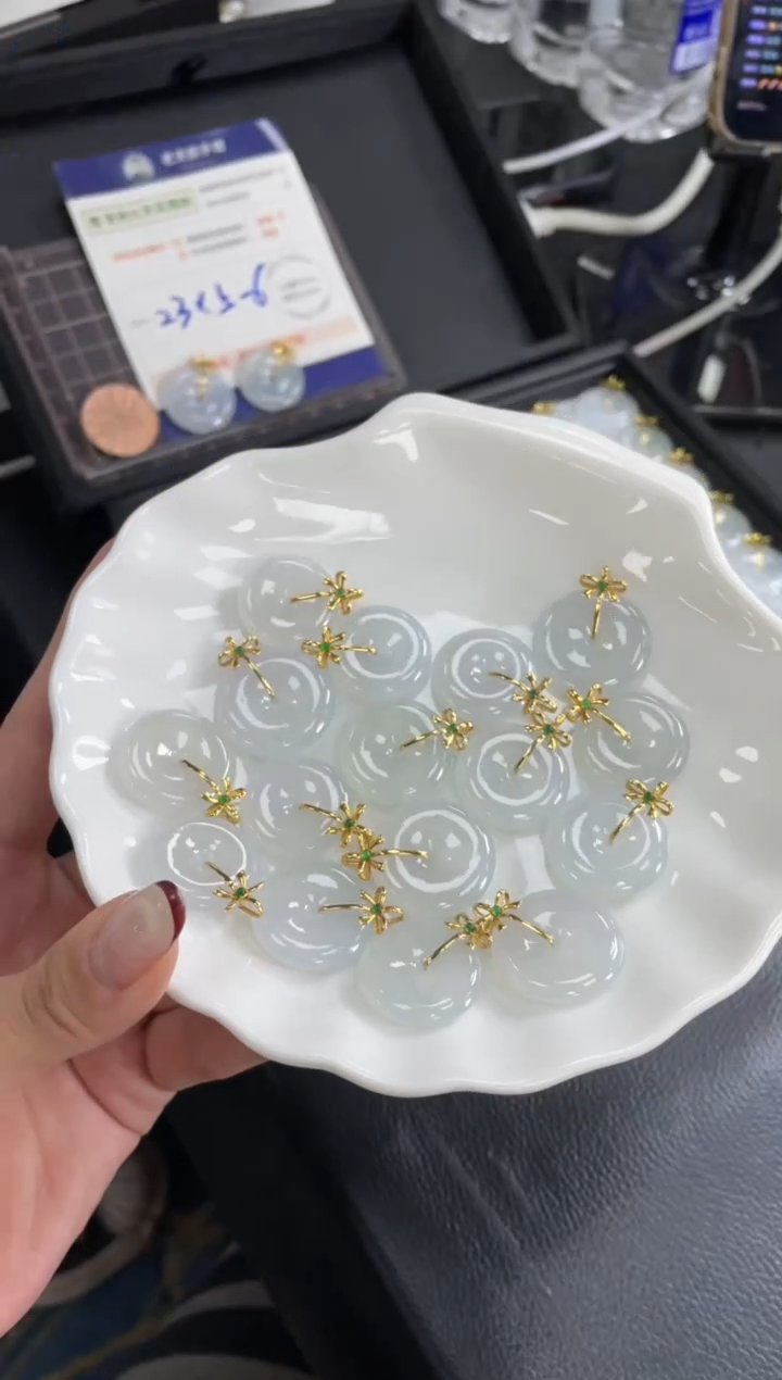 【闪购商品】翡翠挂件18K金镶嵌平安扣FL13配绳/多样性发其一ZBCP