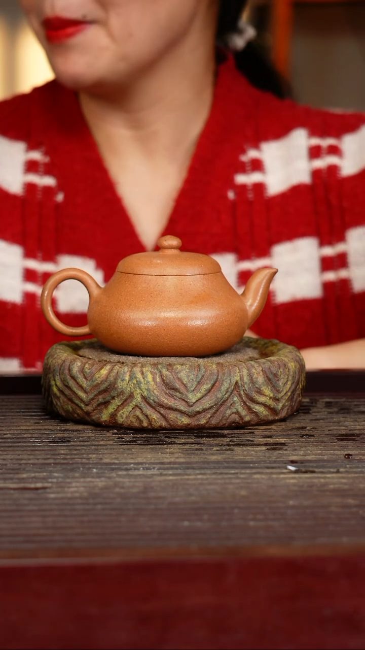 宜兴原矿紫砂壶茶壶宜兴原矿紫砂壶茶壶180C