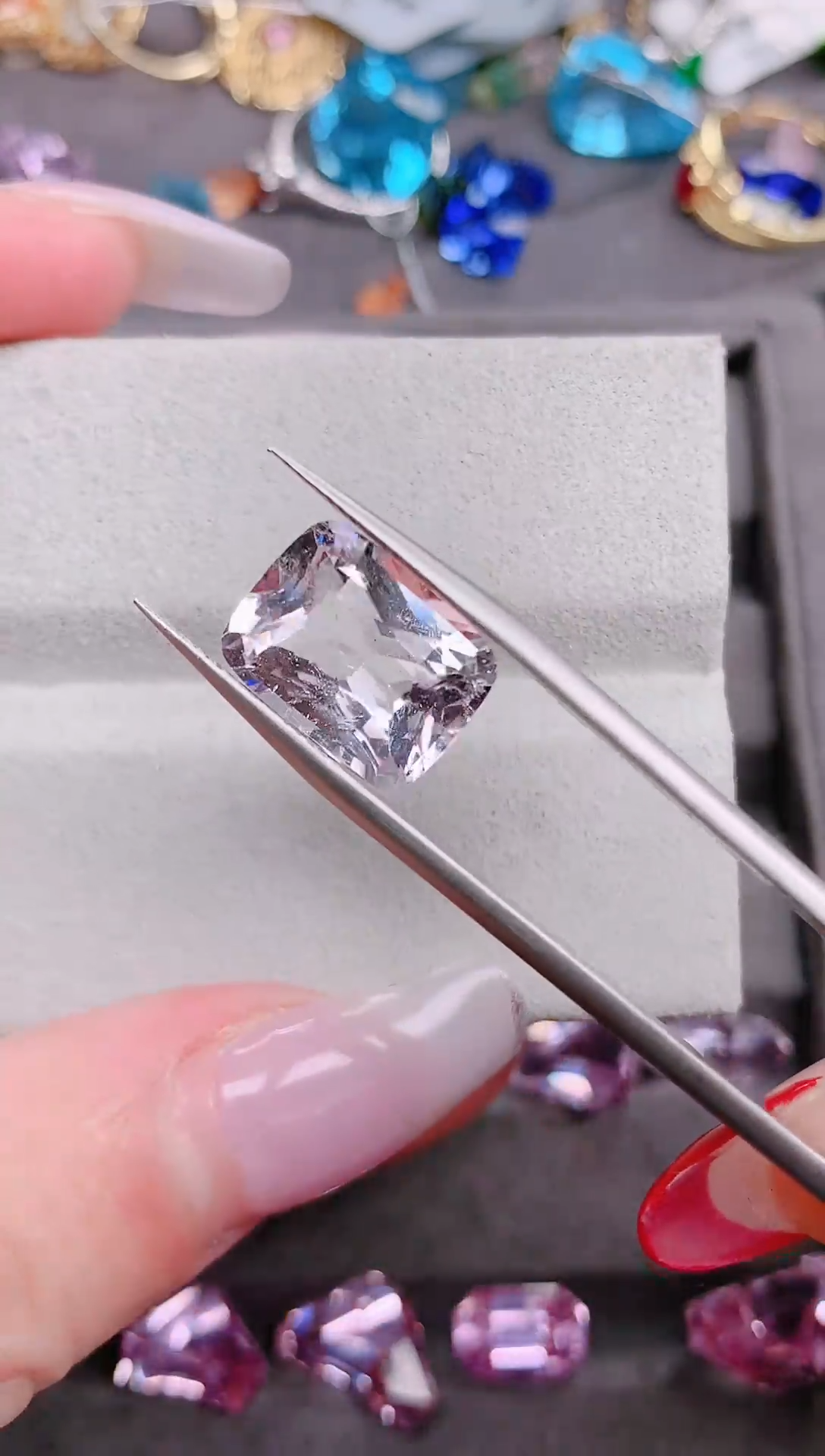 绿柱石（摩根石）裸石天然气泡6.75ct