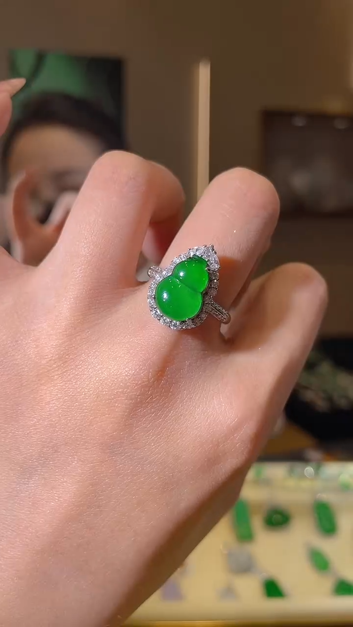 翡翠戒指银S925镶嵌天然翡翠A货