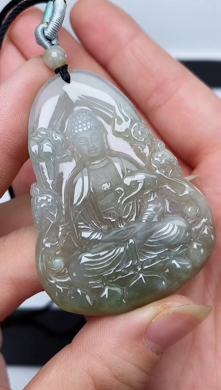 【闪购商品】翡翠颈饰未镶嵌大日如来