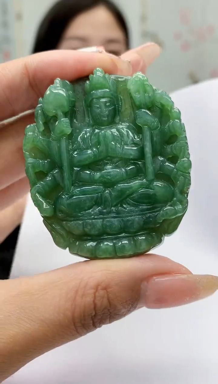 【闪购商品】定制翡翠未镶嵌4852MM-毛货挂件83