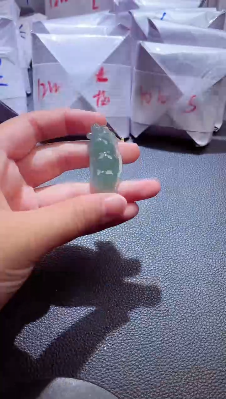颈饰未镶嵌翡翠00008845