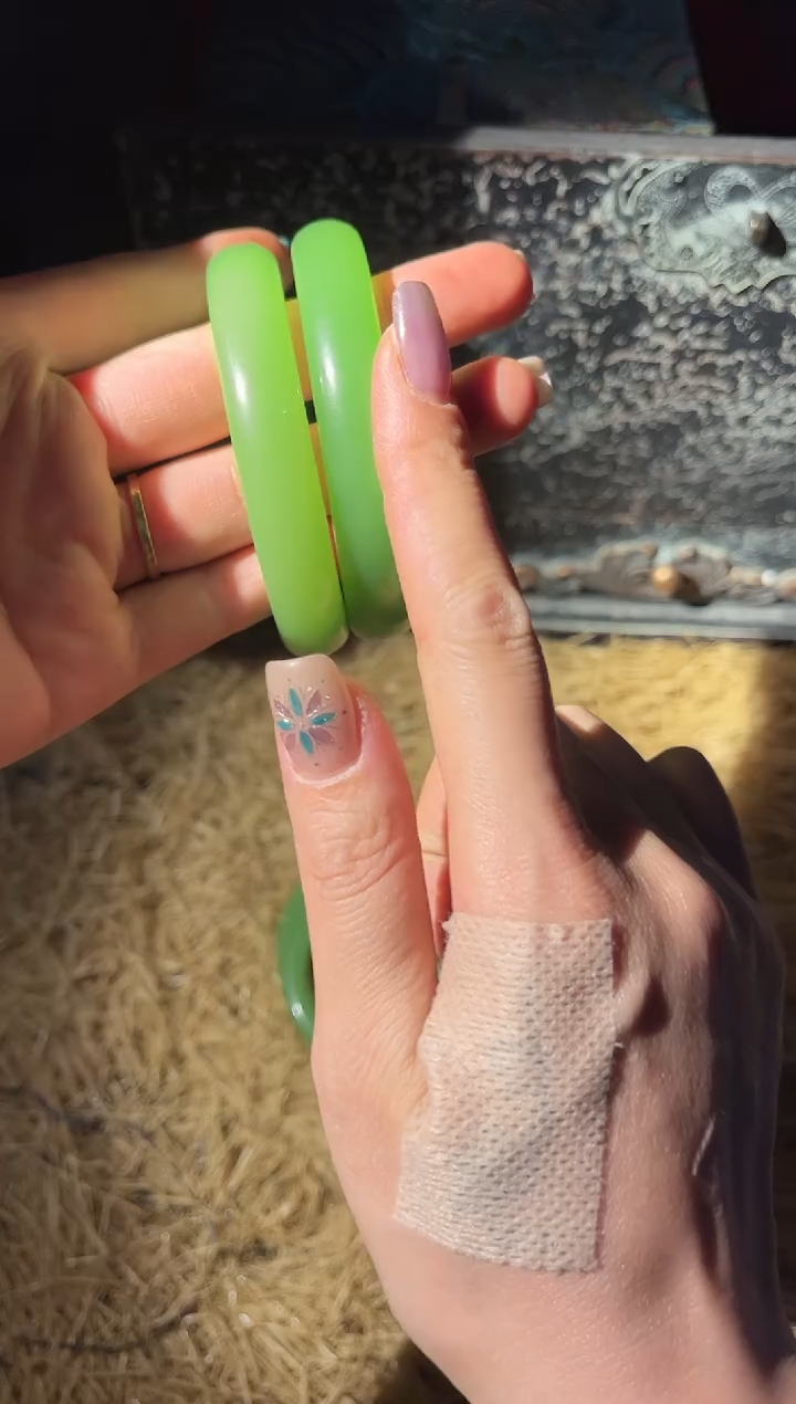 【闪购商品】【闪购商品】【闪购商品】青色手镯两个