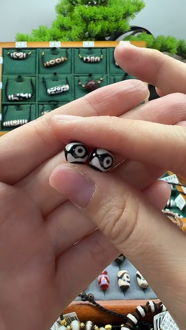 玛瑙/玉髓（覆膜）颈饰未镶嵌6.（微瑕随机发货）