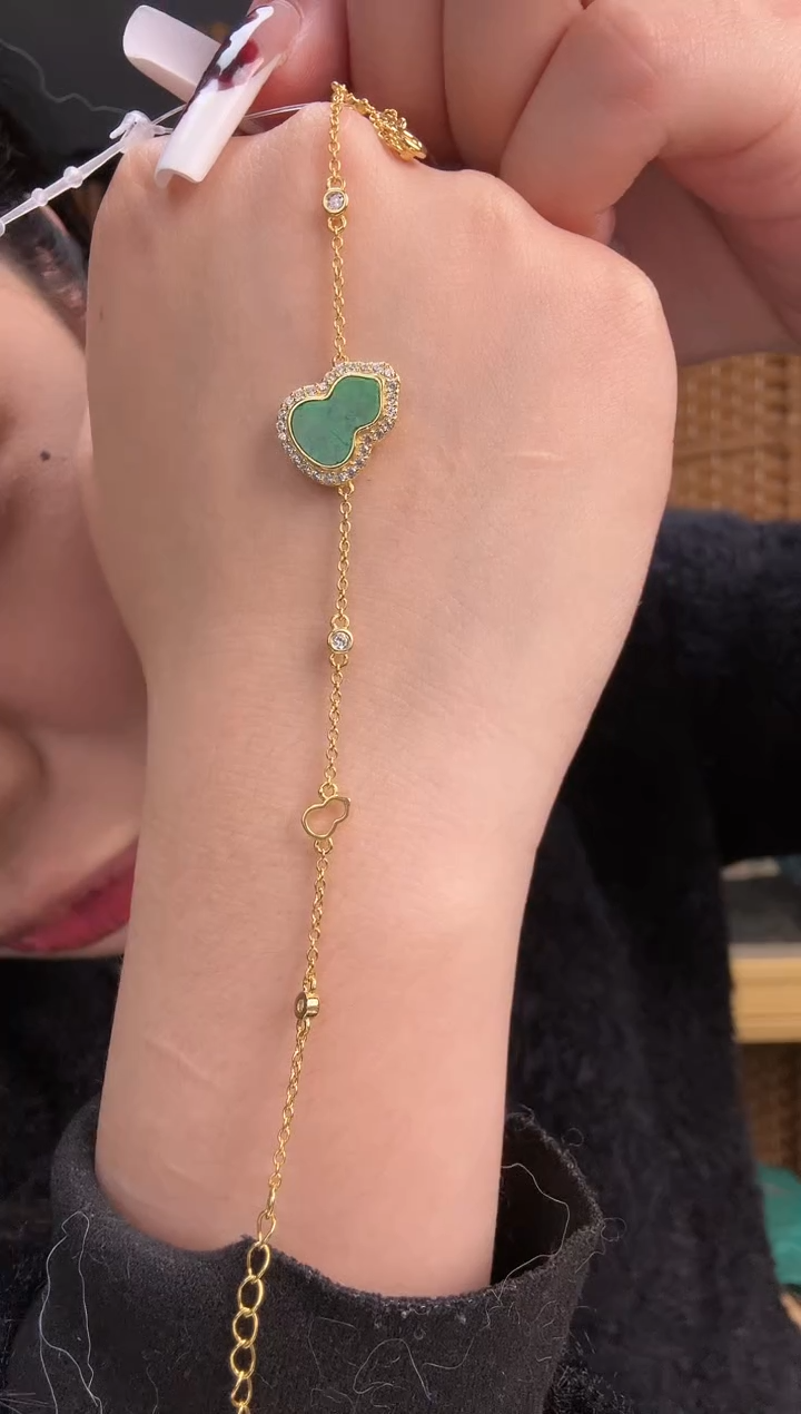 【闪购商品】翡翠颈饰未镶嵌手链