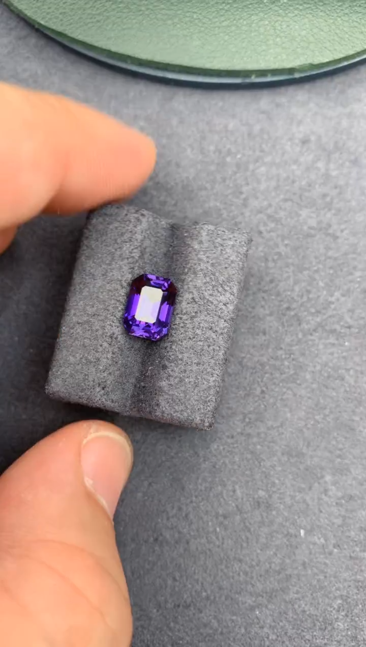 【闪购商品】彩色蓝宝石裸石未镶嵌3ct紫蓝宝