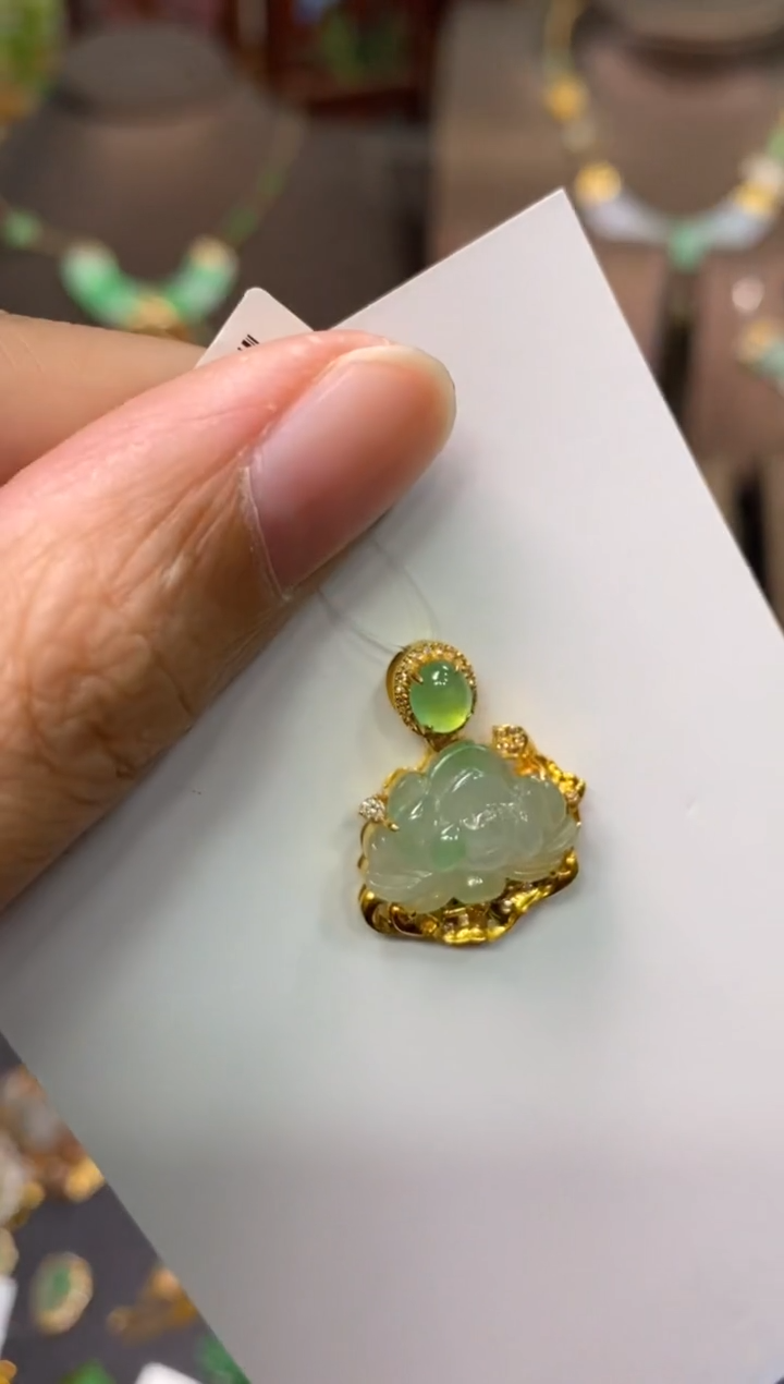 【闪购商品】翡翠颈饰18K金镶嵌净货11009