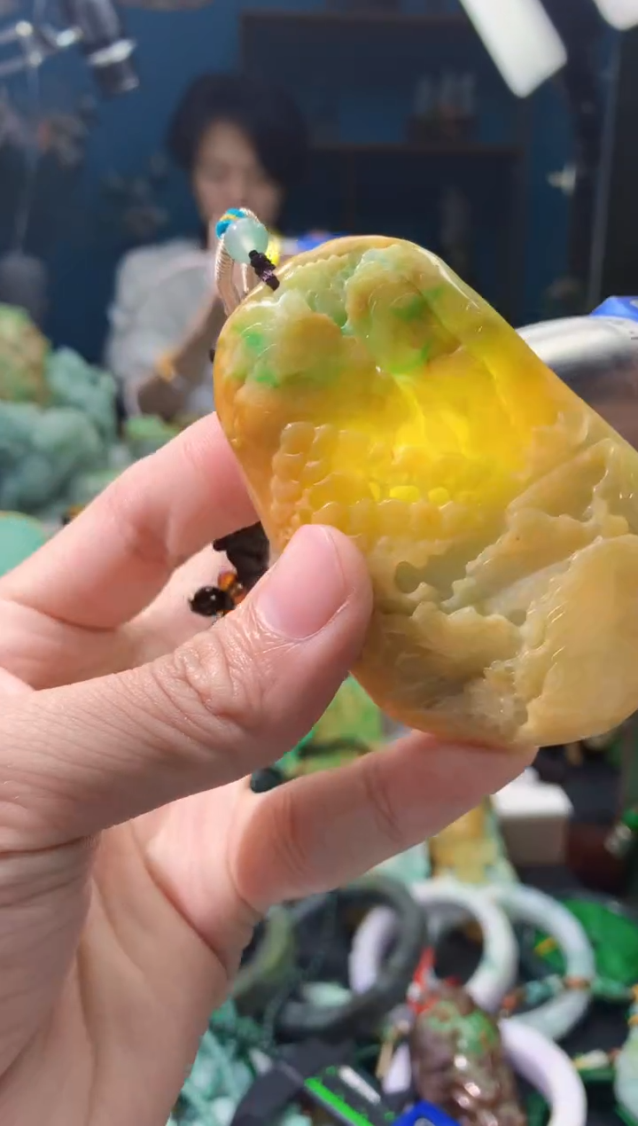 颈饰18K金镶嵌翡翠翡翠天然缅甸a货翡翠