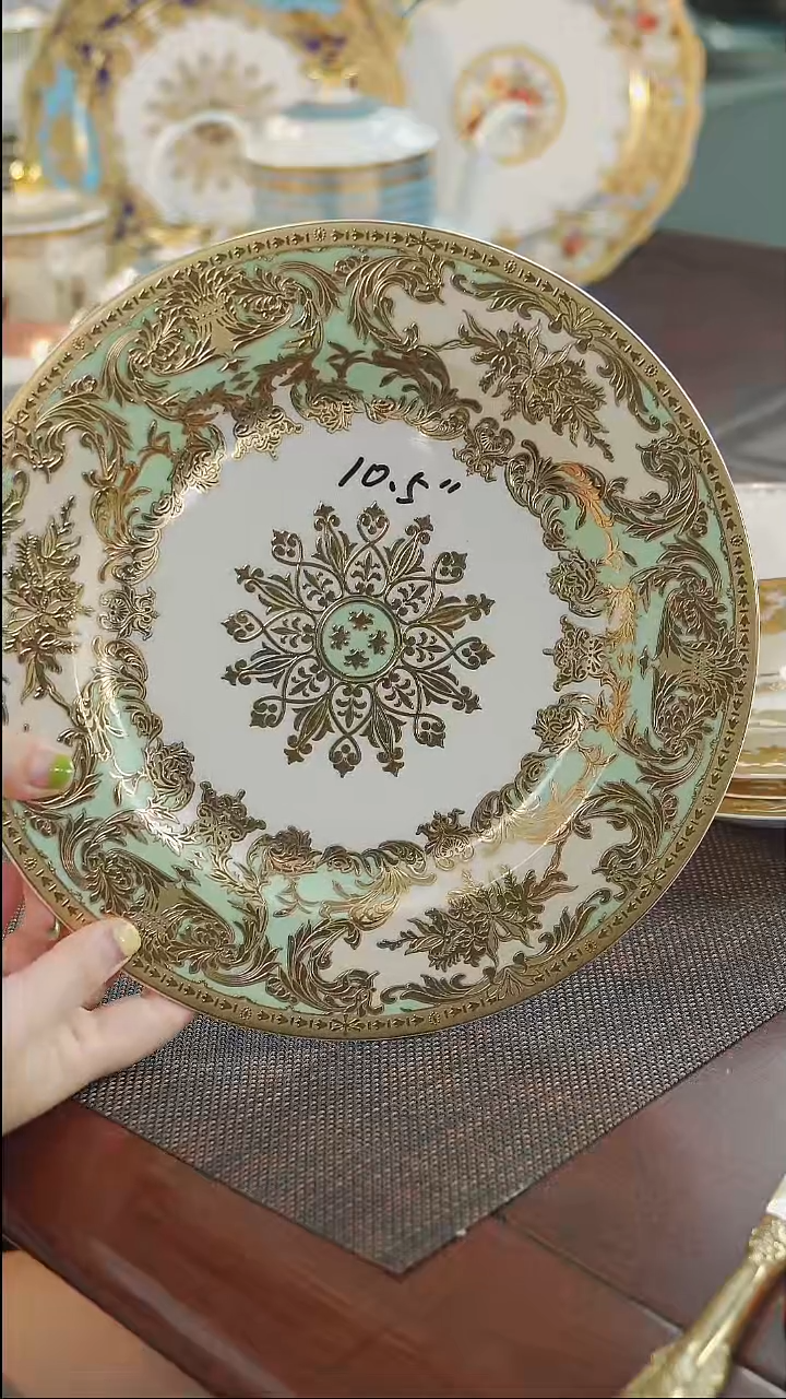 瓷片10.5英寸平盘 