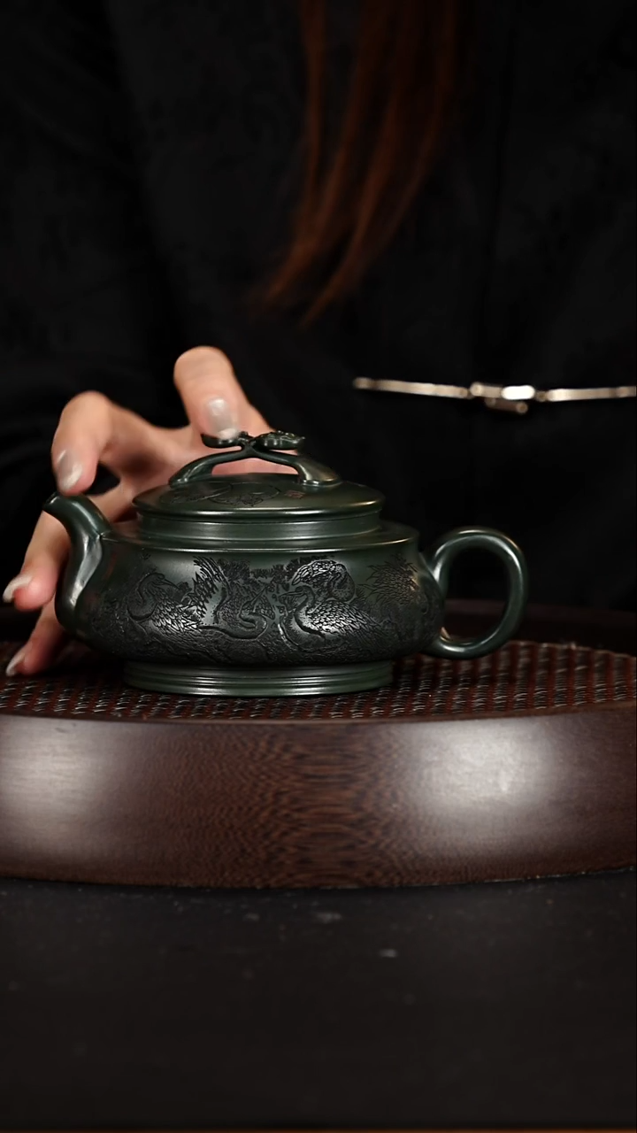 茶壶紫砂宜兴紫砂壶民国绿泥如意280cc