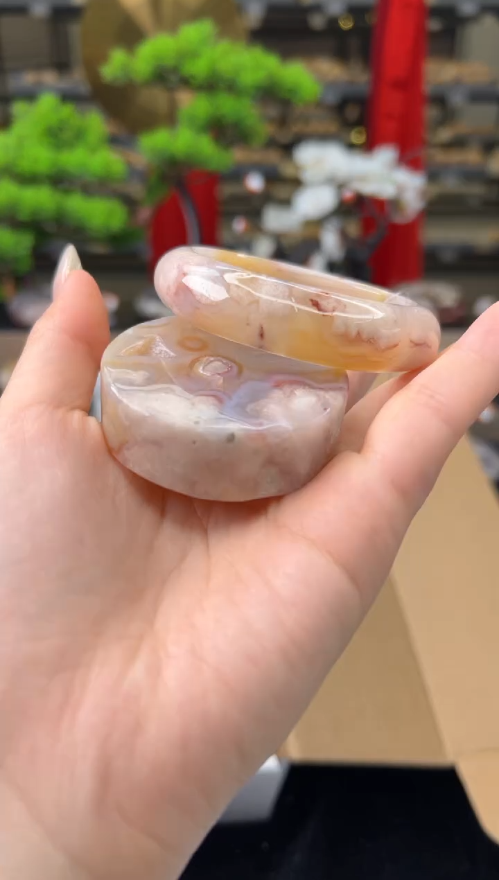 【闪购商品】石英质玉手镯未镶嵌55圈口（赠送镯心）13062