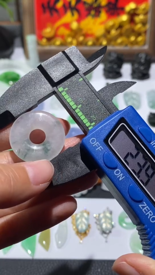 未镶嵌定制翡翠甜甜圈~