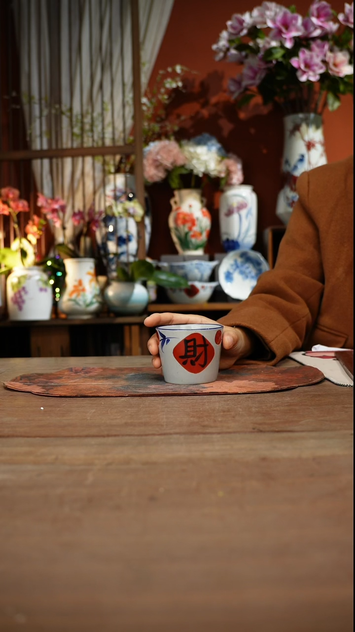 当代高温釉下彩手绘陶瓷餐具
