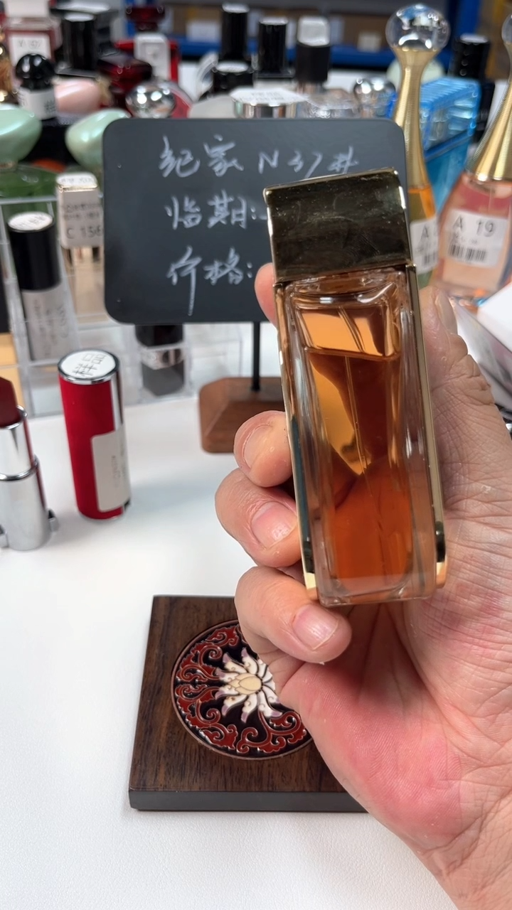 【闪购商品】------------A036罪爱女