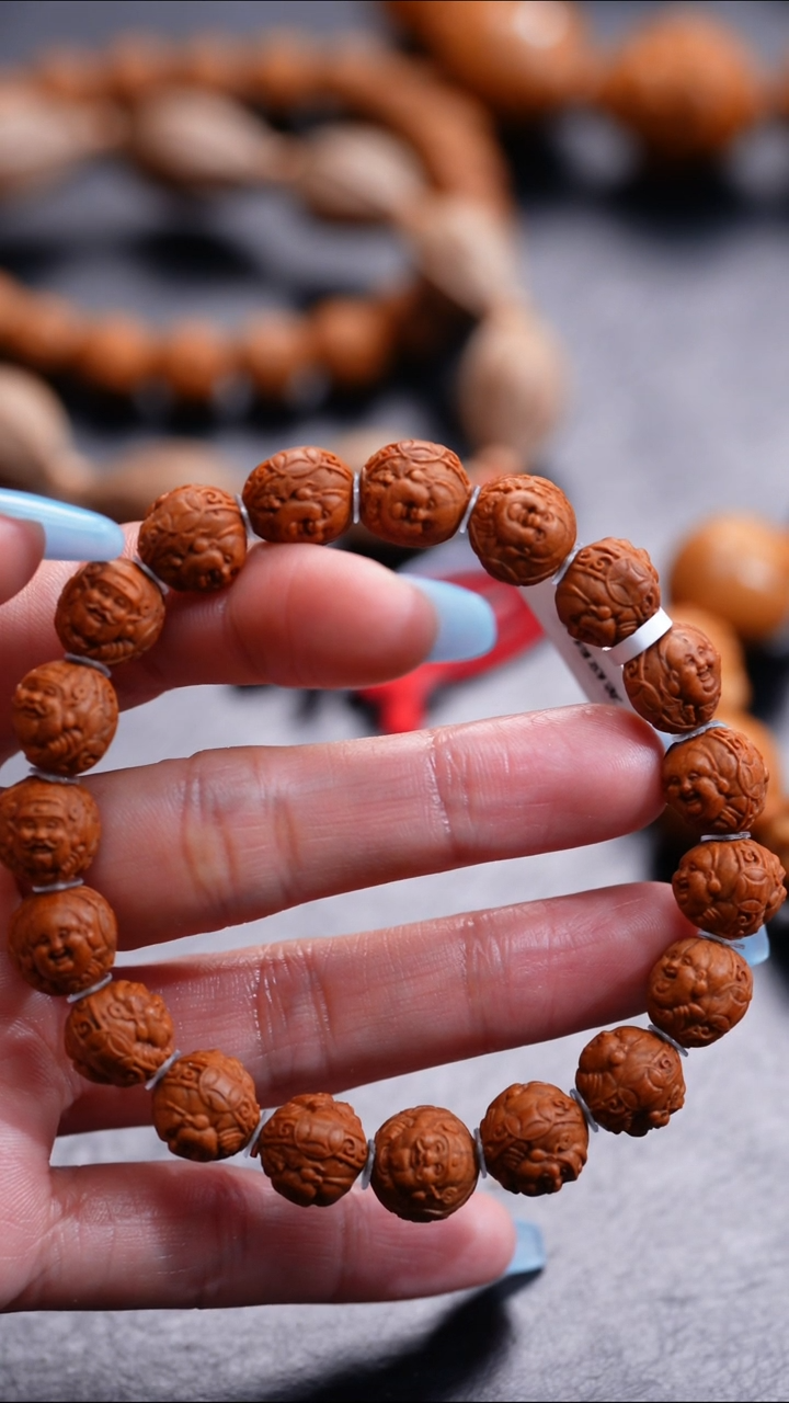 【闪购商品】橄榄核吊坠橄榄核