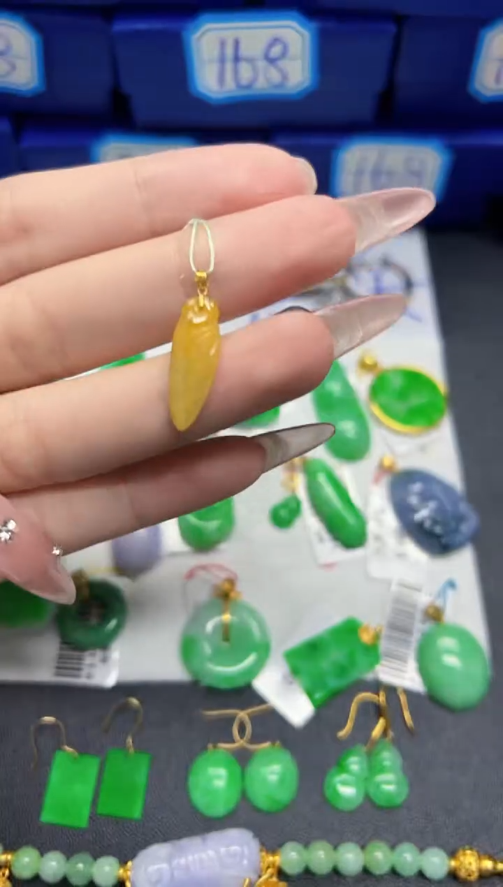 【闪购商品】翡翠颈饰18K金镶嵌Y缅料A货/多样性发货/一件