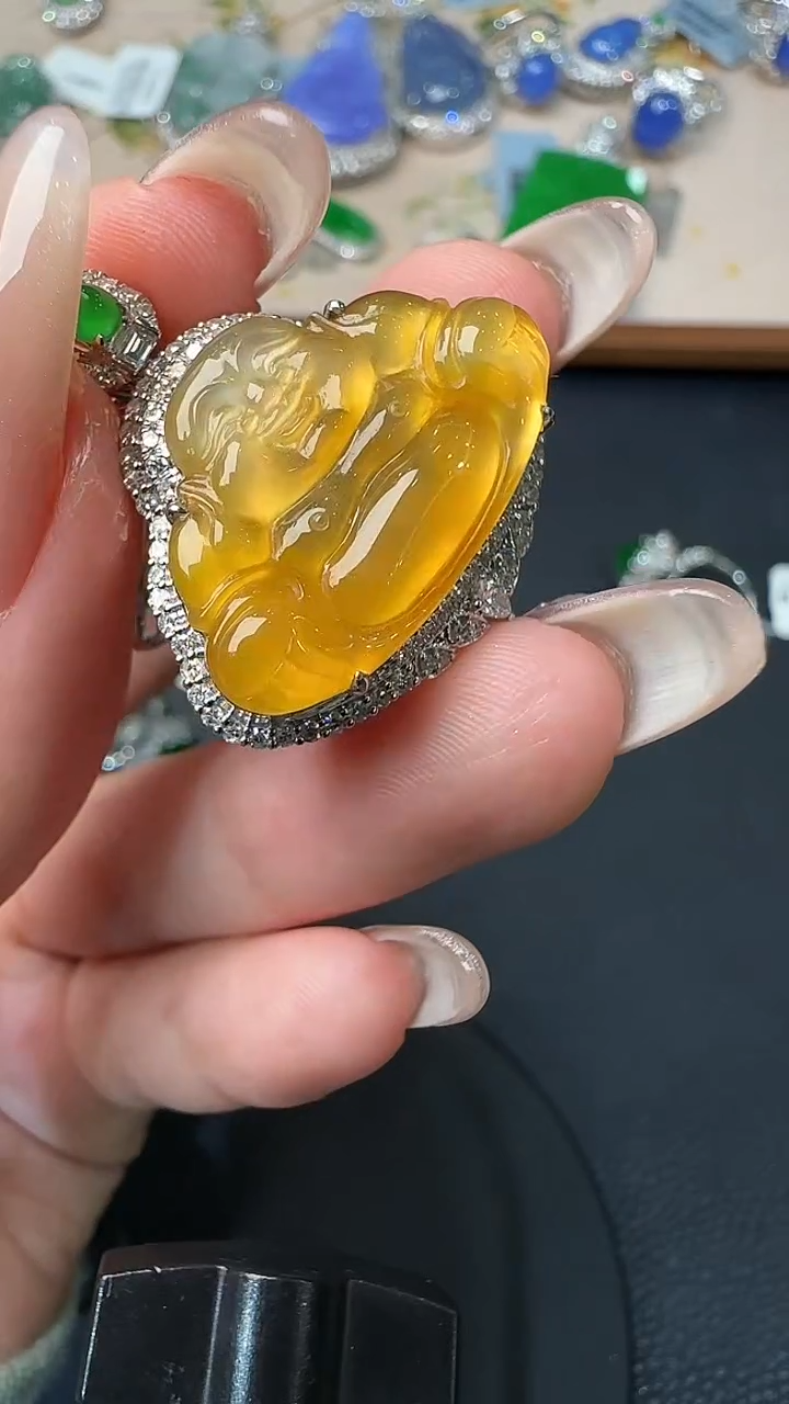 【闪购商品】翡翠吊坠(不含链)18K金镶嵌56