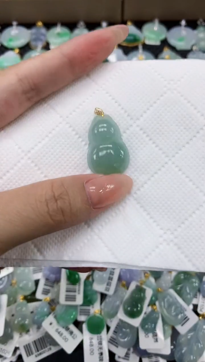 颈饰未镶嵌翡翠11111111111