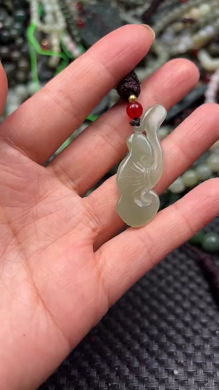 【闪购商品】和田玉颈饰未镶嵌1