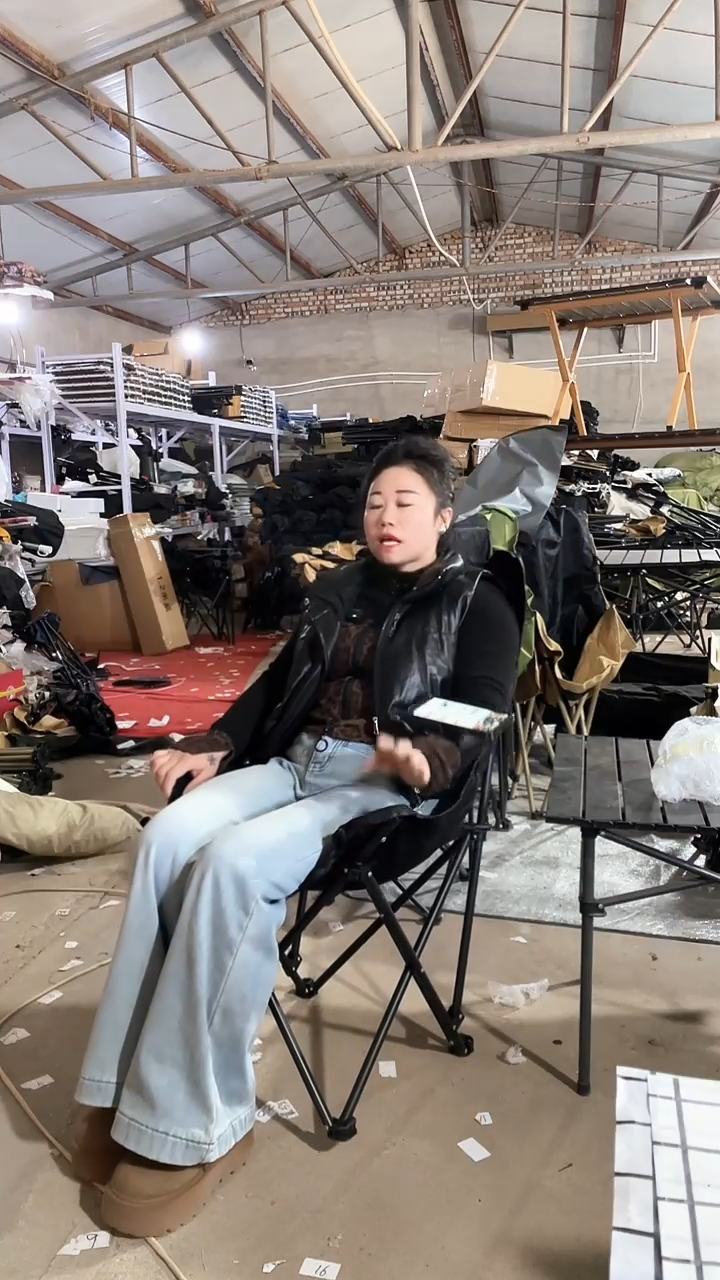 铁高背月亮椅   黑色