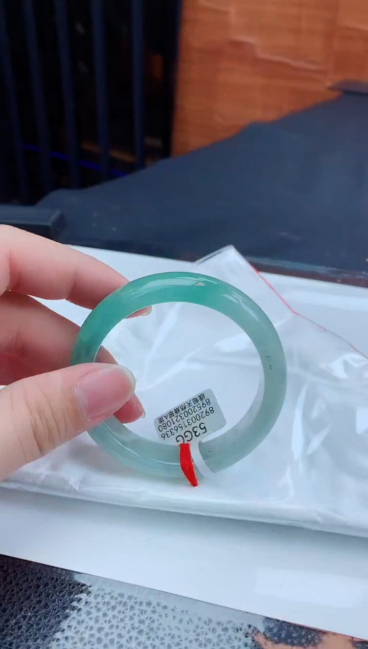 翡翠未镶嵌手镯缅甸天然翡翠A货手镯
