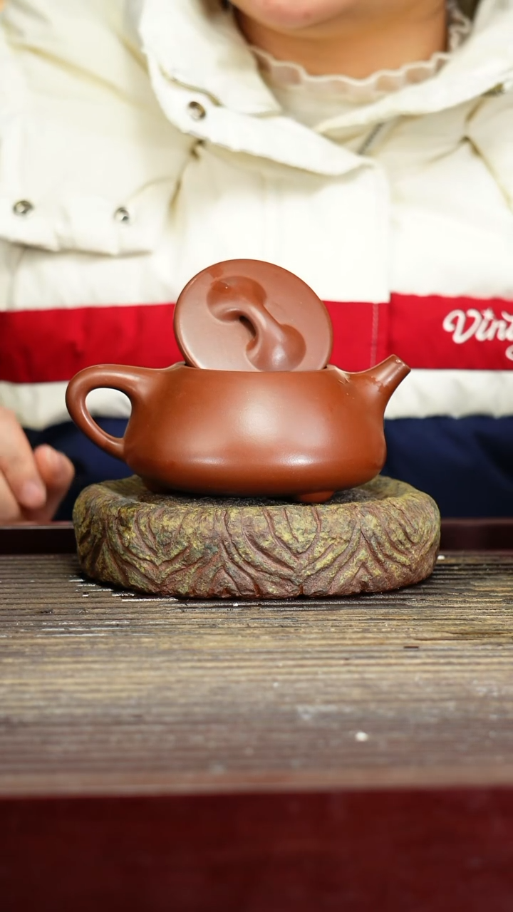 宜兴原矿紫砂壶茶壶宜兴原矿 紫砂壶茶壶250C