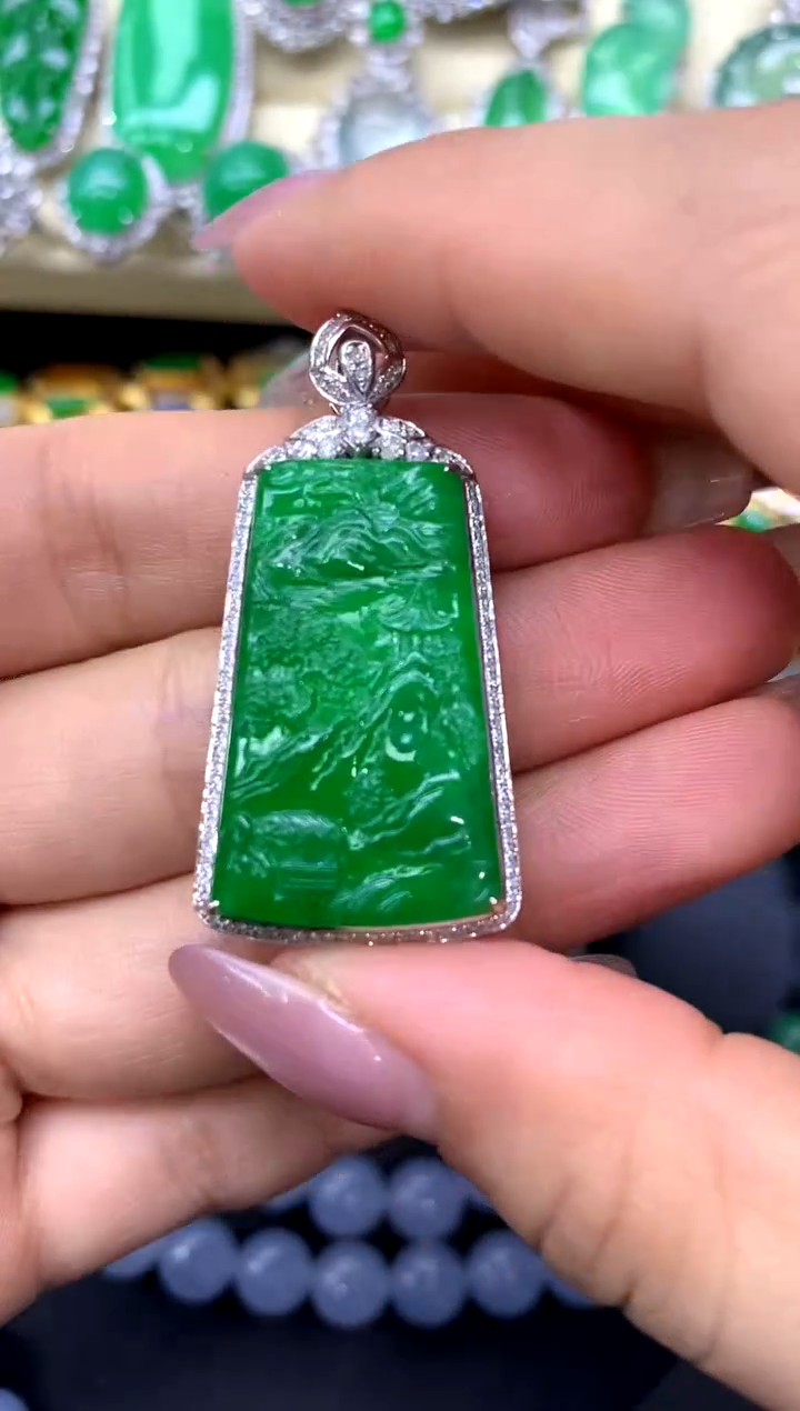 颈饰18K金镶嵌翡翠326-中国好珍宝