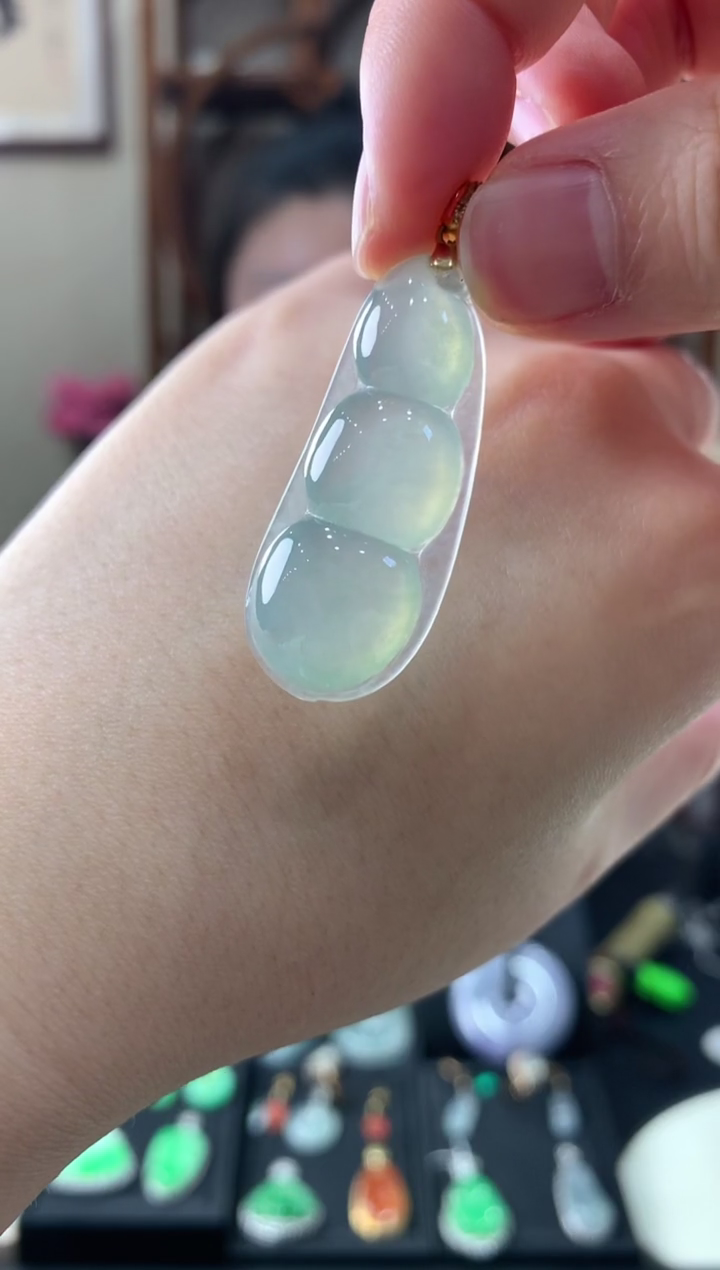 【闪购商品】翡翠吊坠(不含链)18K金镶嵌挂件