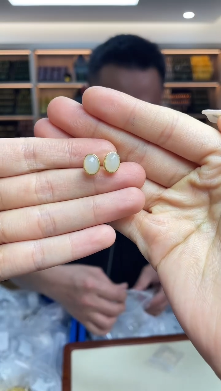 【闪购商品】和田玉·银S925镶嵌多样性发一件