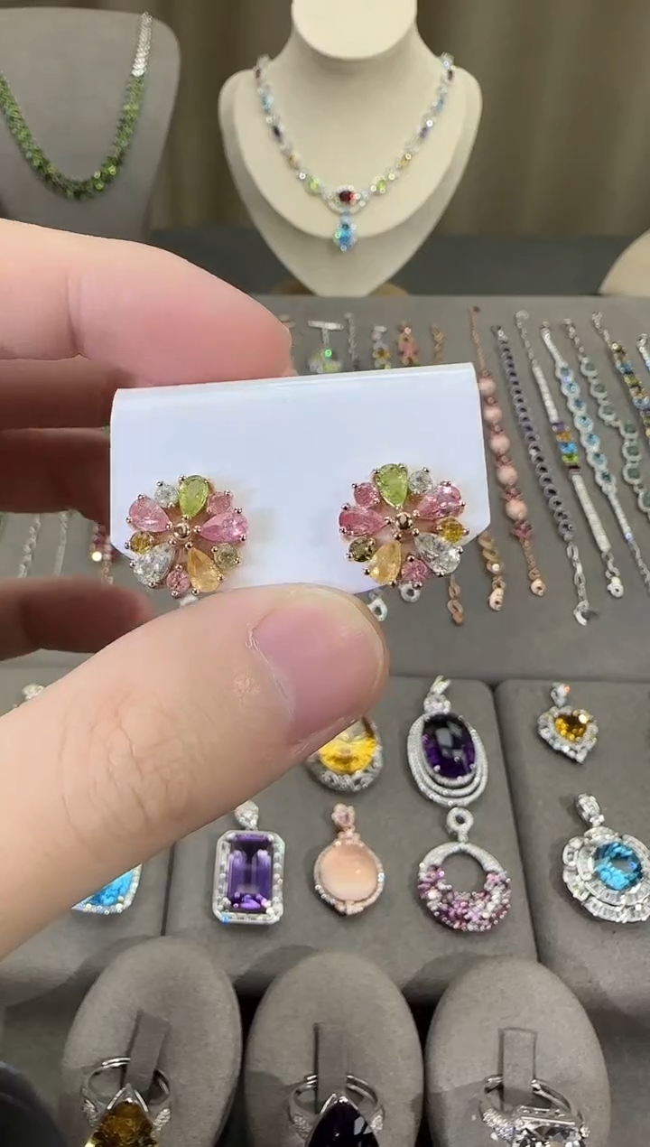 银S925镶嵌耳饰碧玺12mm耳钉繁花设计款多样性发一