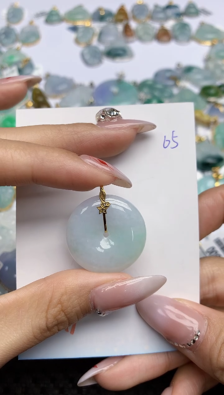 【闪购商品】翡翠颈饰18K金镶嵌天然翡翠A货