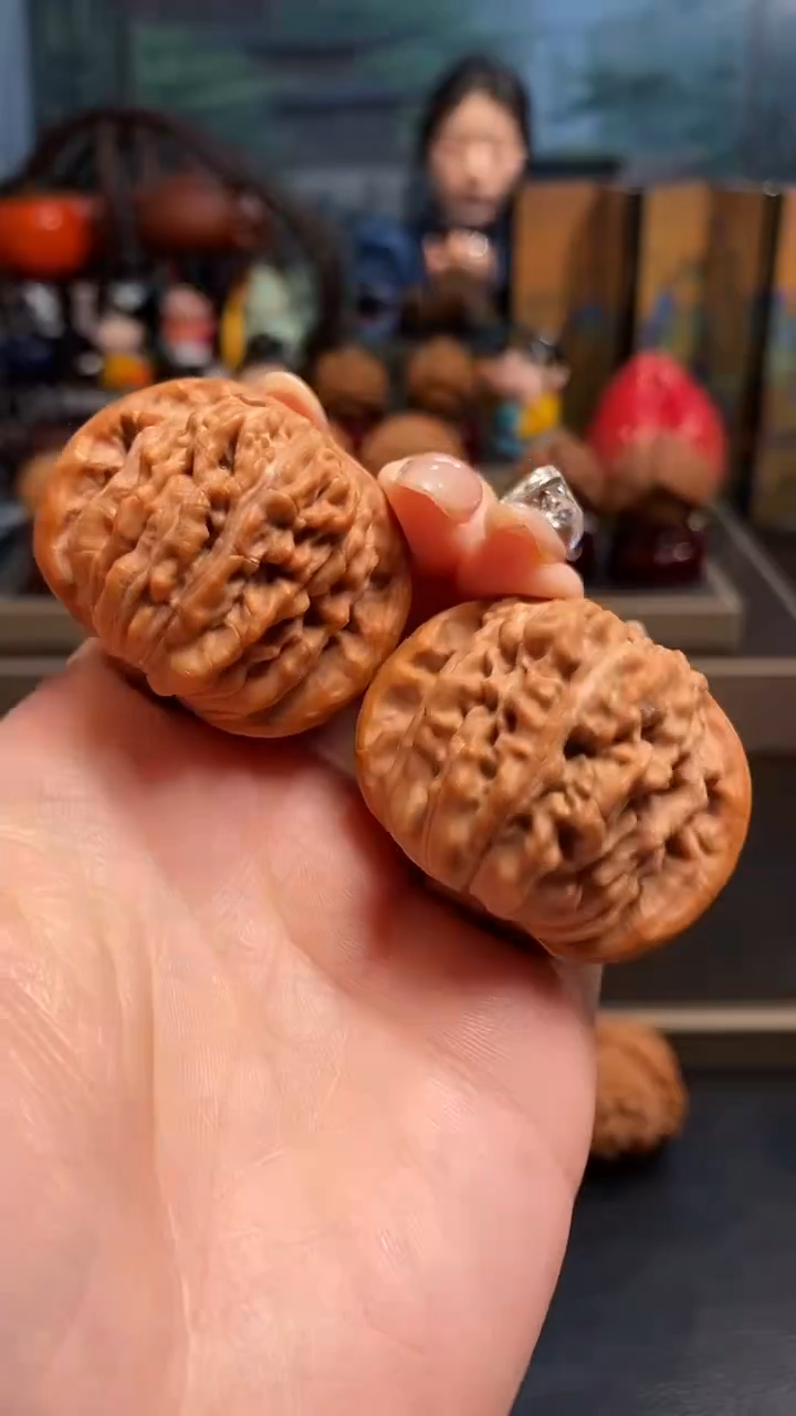 【闪购商品】文玩核桃把件C 120四座楼41尺