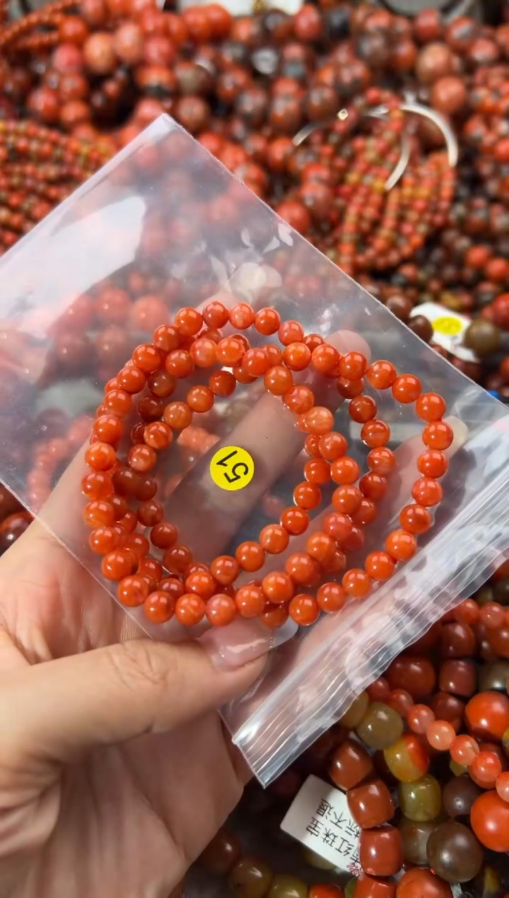 未镶嵌手串南红玛瑙6+