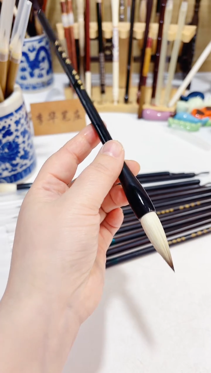 红狐兼毫 黑檀杆作品兼毫毛笔1支作品款 偏软型 出锋3.8 口径1.0