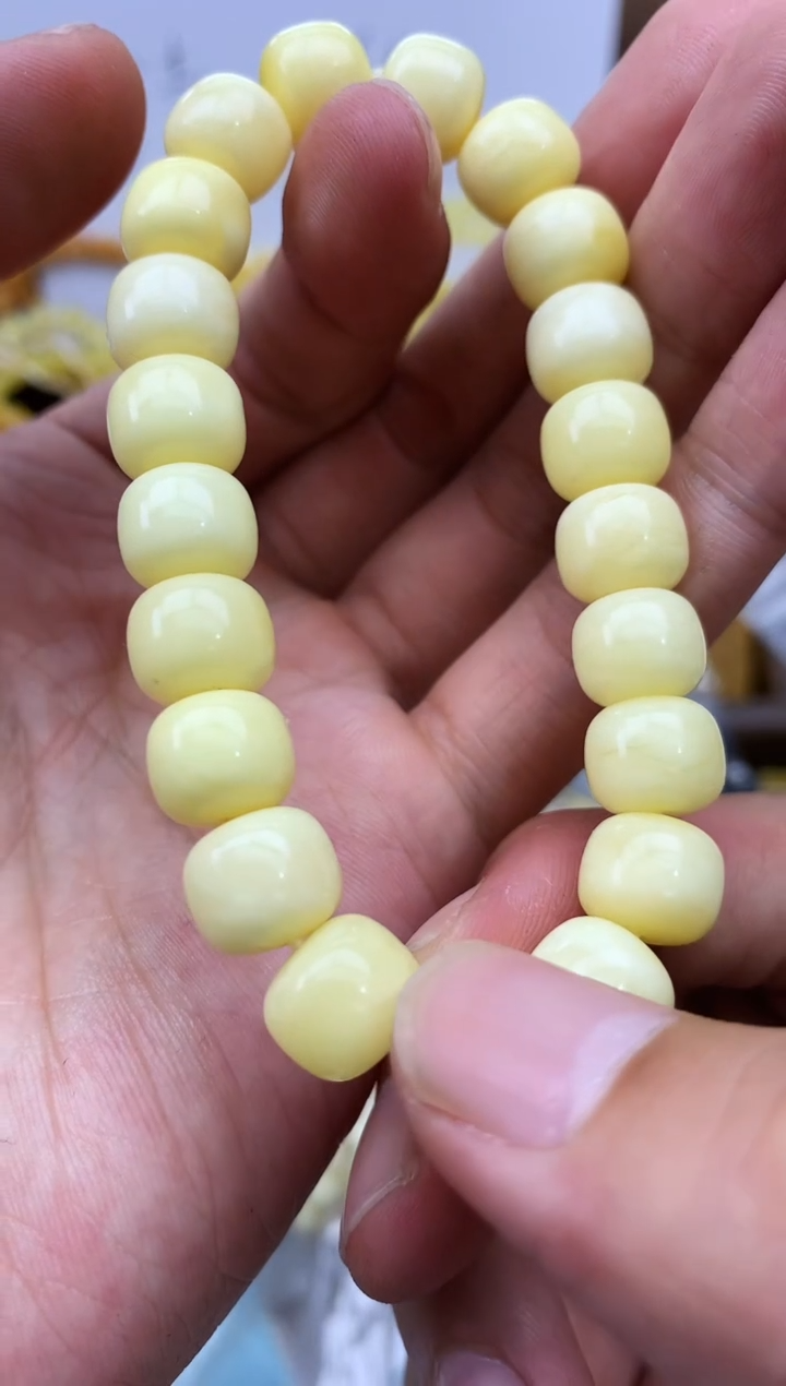 裸石蜜蜡未镶嵌手串卡10